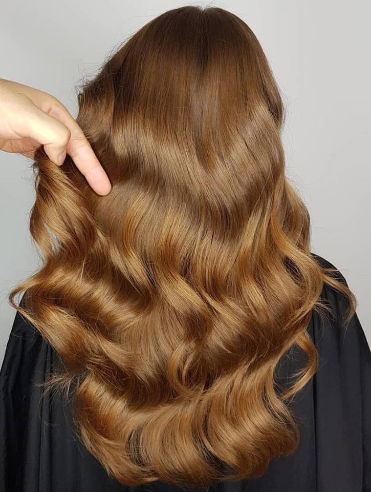 motion-window-image-1 Curly Ginger Long Hair